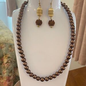 Vintage coffee ☕️ color stretch on/off Beaded Necklace paired pierced Earrings